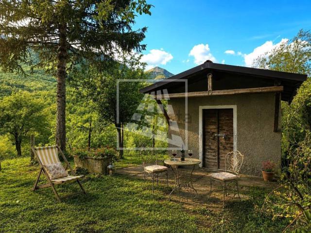 Casa in vendita a Appennino Reggiano, Re