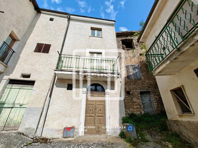 Casa in vendita a Goriano Sicoli, L'Aquila