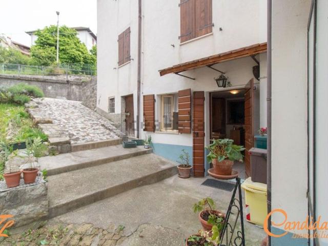 Casa in vendita a Ovaro, Friuli-Venezia Giulia