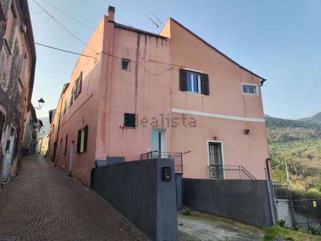 Casa in vendita a Bastia, Albenga