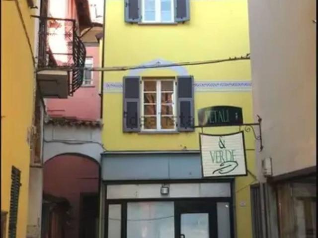 Casa in vendita a Cairo Montenotte, Liguria