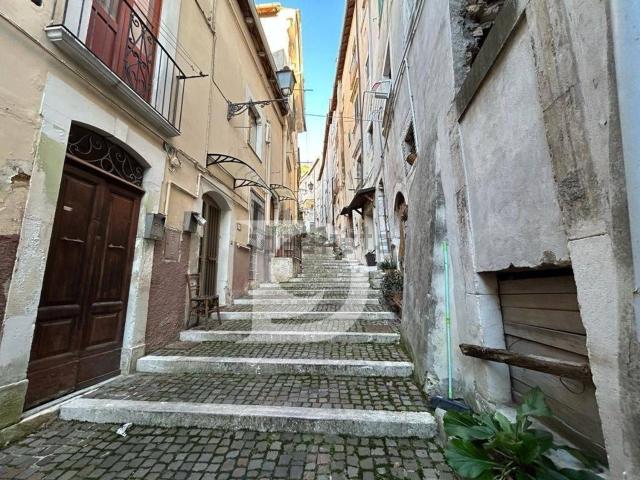 Casa in vendita a Popoli, Abruzzo