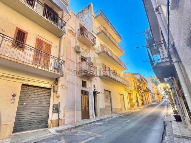 Casa in vendita a Castellammare del Golfo, Trapani