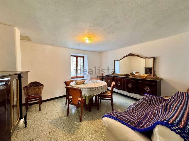 Casa in vendita a Montegrosso Pian Latte, Liguria