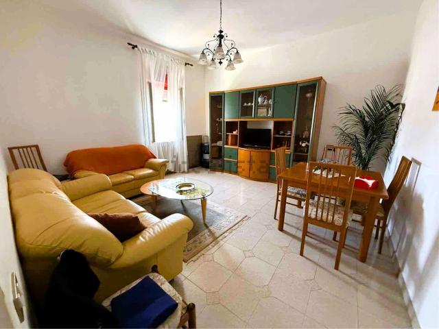 Casa in vendita a Montella, Campania