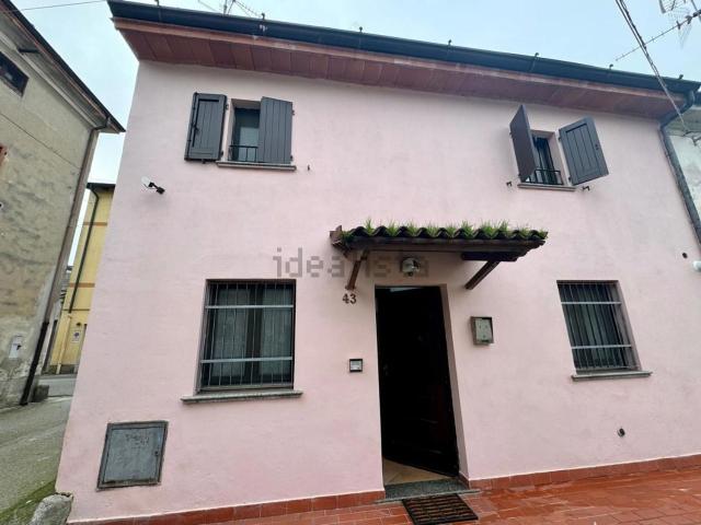 Casa in vendita a Cremona, Lombardia