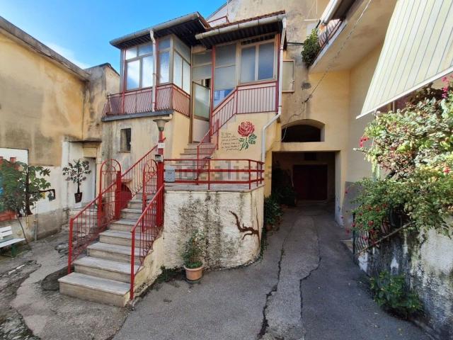 Casa in vendita a Castiglione Del Genovesi, Campania