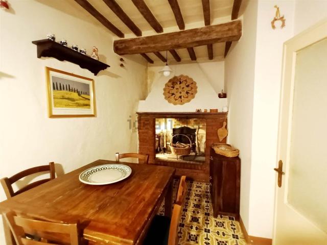 Casa in vendita a Cetona, Toscana