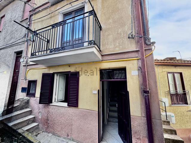 Casa in vendita a Caccamo, Sicilia