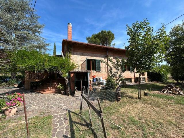 Casa in vendita a Ponte a Bozzone, Castelnuovo Berardenga