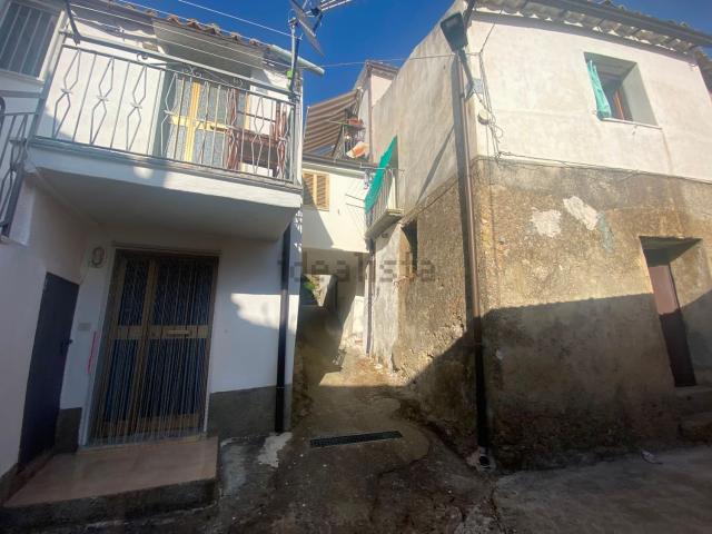 Casa in vendita a Calabria, Catanzaro