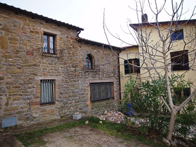 Casa in vendita a Valfabbrica, Umbria