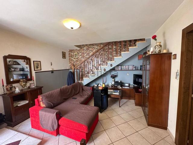 Casa in vendita a Civitella Casanova, Pescara