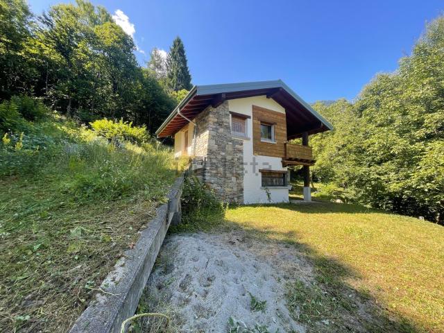 Casa in vendita a Caiolo, Lombardia