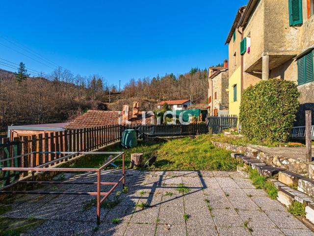 Casa in vendita a Pistoia, Toscana