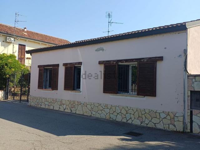 Casa in vendita a Piemonte, Novara