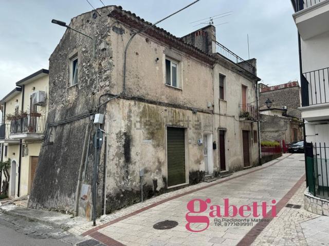 Casa in vendita a San Potito Sannitico, Campania