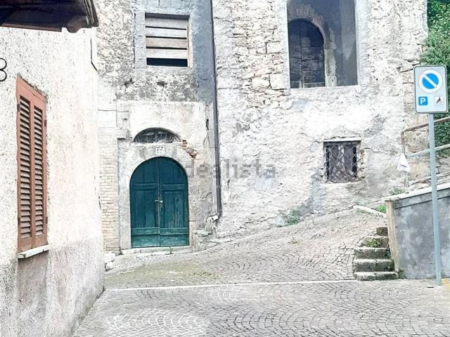 Casa in vendita a Scurcola Marsicana, Abruzzo