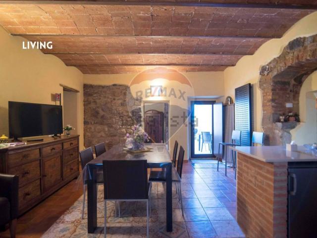 Casa in vendita a Roccastrada, Toscana