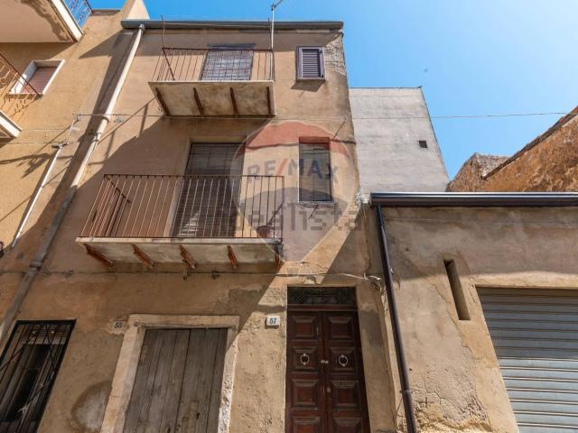 Casa in vendita a Mirabella Imbaccari, Sicilia