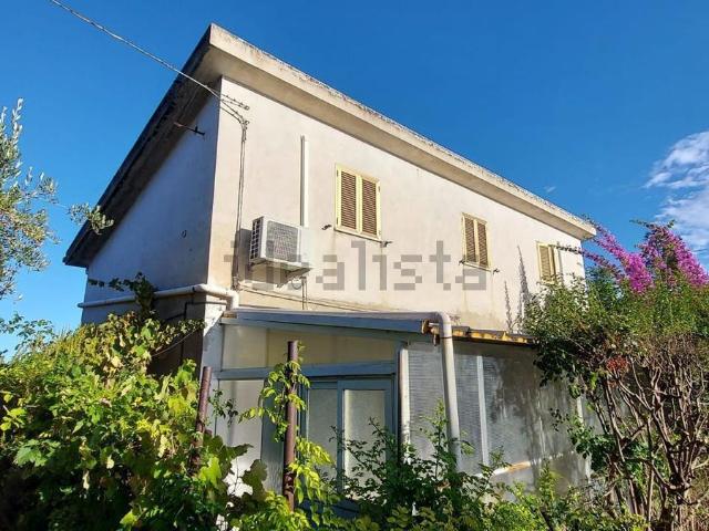 Casa in vendita a Santa Maria in Fiore, Paglieta