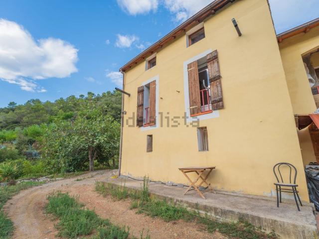 Casa in vendita a Dolceacqua, Liguria