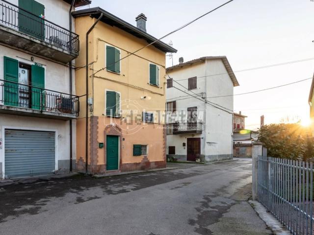 Casa in vendita a Tresinaro - Secchia, Re