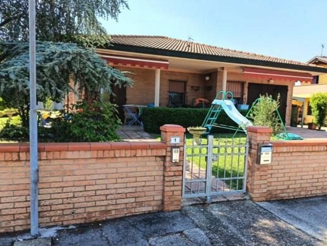 Villa Indipendente in vendita a Ostellato, Reggio Emilia