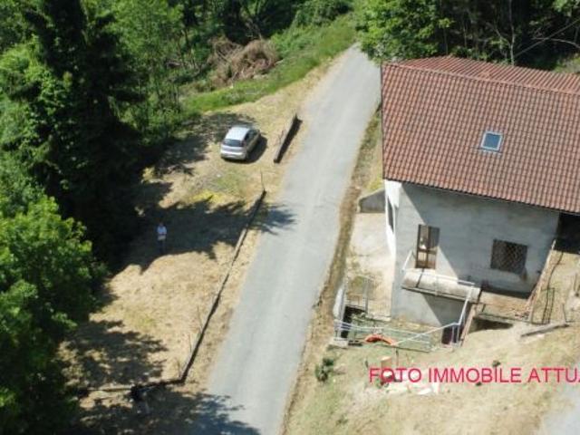 Villa Indipendente in vendita a Unione Montana di Comuni delle Valli di Lanzo, Ceronda e Casternone, Piemonte
