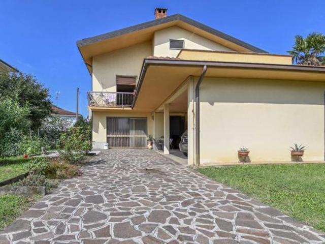 Appartamento in vendita a Boscaina, Chiuduno