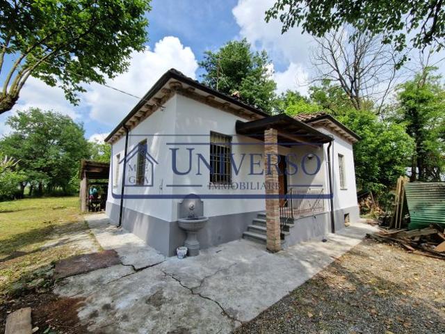 Villa Indipendente in vendita a Voghera, Lombardia