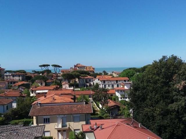 Villa Indipendente in affitto a Tonfano, Toscana