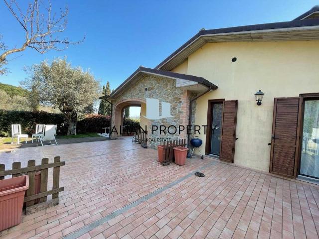Casa in vendita a Tuoro Sul Trasimeno, Umbria