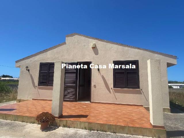 Villa Indipendente in affitto a Fabbreria, Campello Sul Clitunno