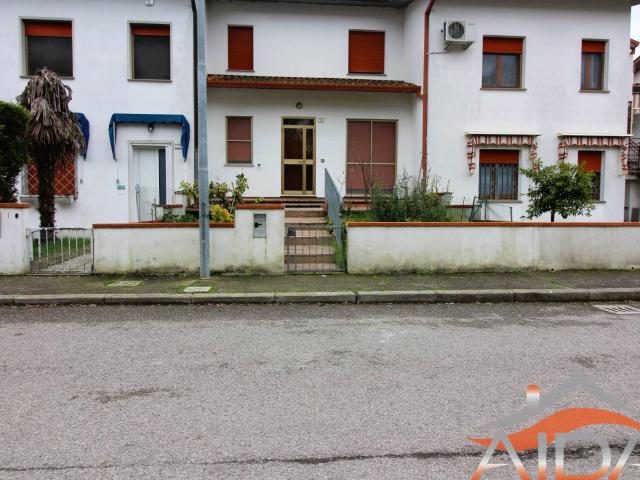 Villa Indipendente in vendita a San Biagio, Argenta