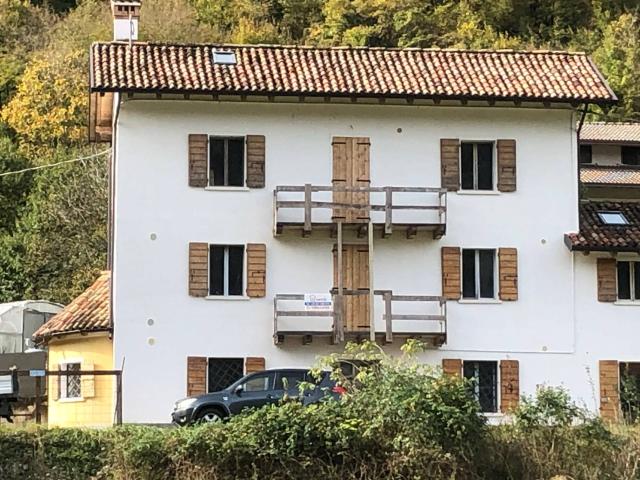 Villa Indipendente in vendita a Arsiè, Veneto