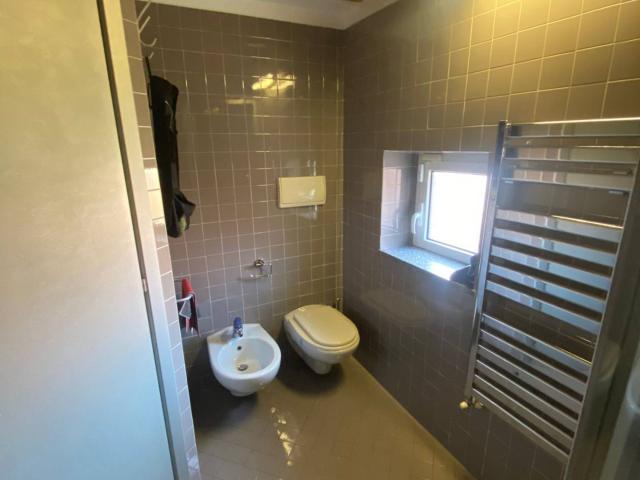 Villa Indipendente in vendita a Costa Lambro, Carate Brianza