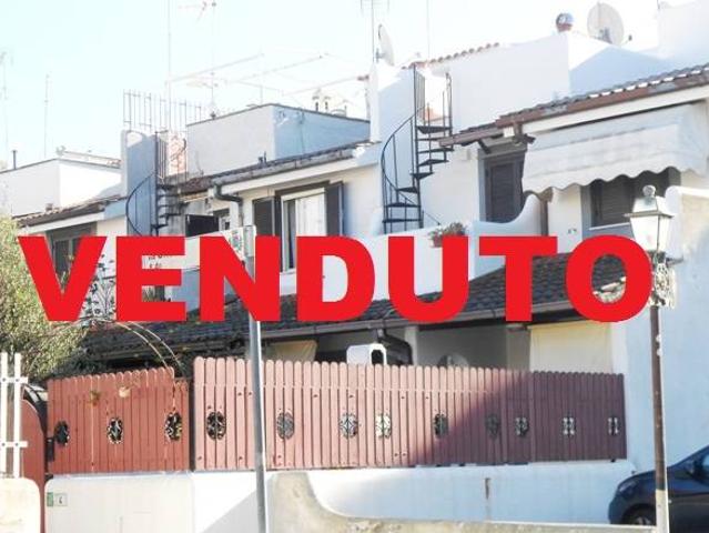 Villa Indipendente in vendita a Cerenova Costantica, Roma Capitale