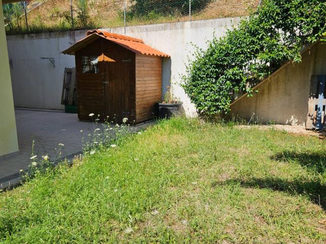 Villa Indipendente in vendita a Colli al Metauro, Marche