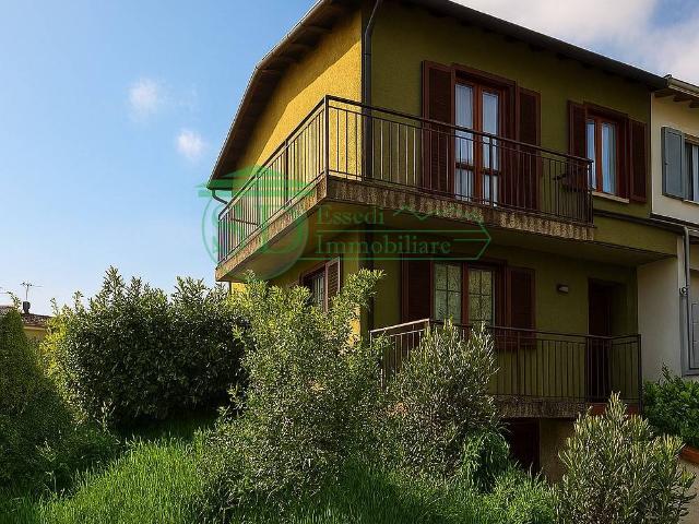 Villa Indipendente in vendita a Cornegliano Laudense, Lombardia