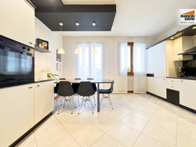 Villa Indipendente in vendita a Costabissara, Veneto
