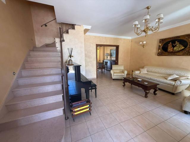 Villa Indipendente in vendita a Puglia, Taranto