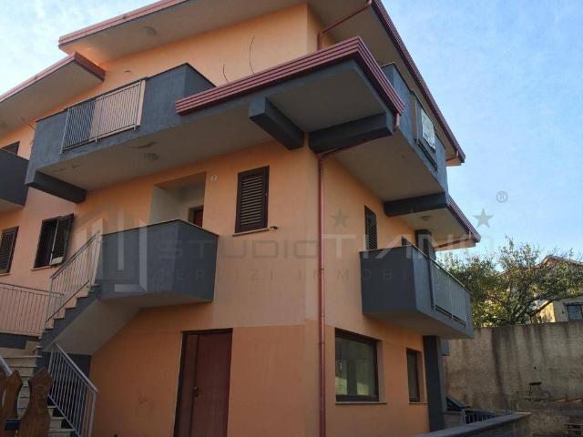 Villa Indipendente in vendita a Calabria, Cosenza