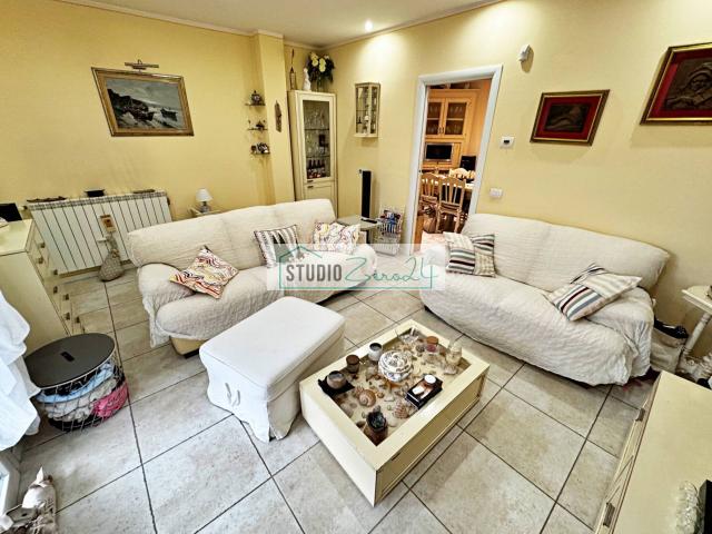 Villa Indipendente in vendita a Tonfano, Toscana