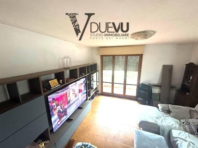 Villa Indipendente in vendita a Tonfano, Toscana