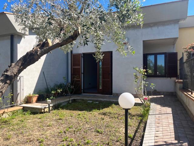 Villa Indipendente in vendita a Marche, Ascoli Piceno