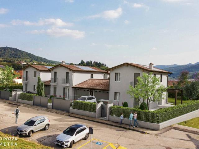 Villa Indipendente in vendita a San Giovanni Ilarione, Veneto