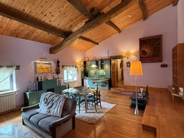 Maison vente à Bourg-en-Bresse, Villette-sur-ain