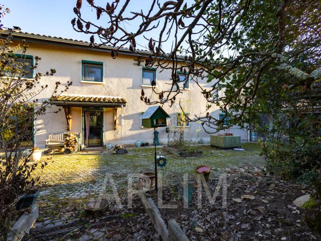 Château vente à France métropolitaine, Villette-sur-ain