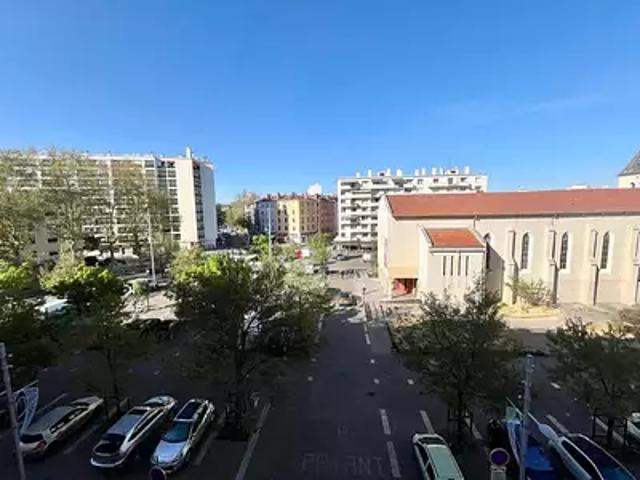 Garage vente à Lyon, Métropole de Lyon